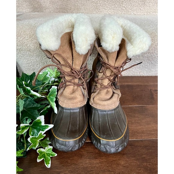 La Crosse beige snow/duck lace up boots size 6 - Picture 2 of 5